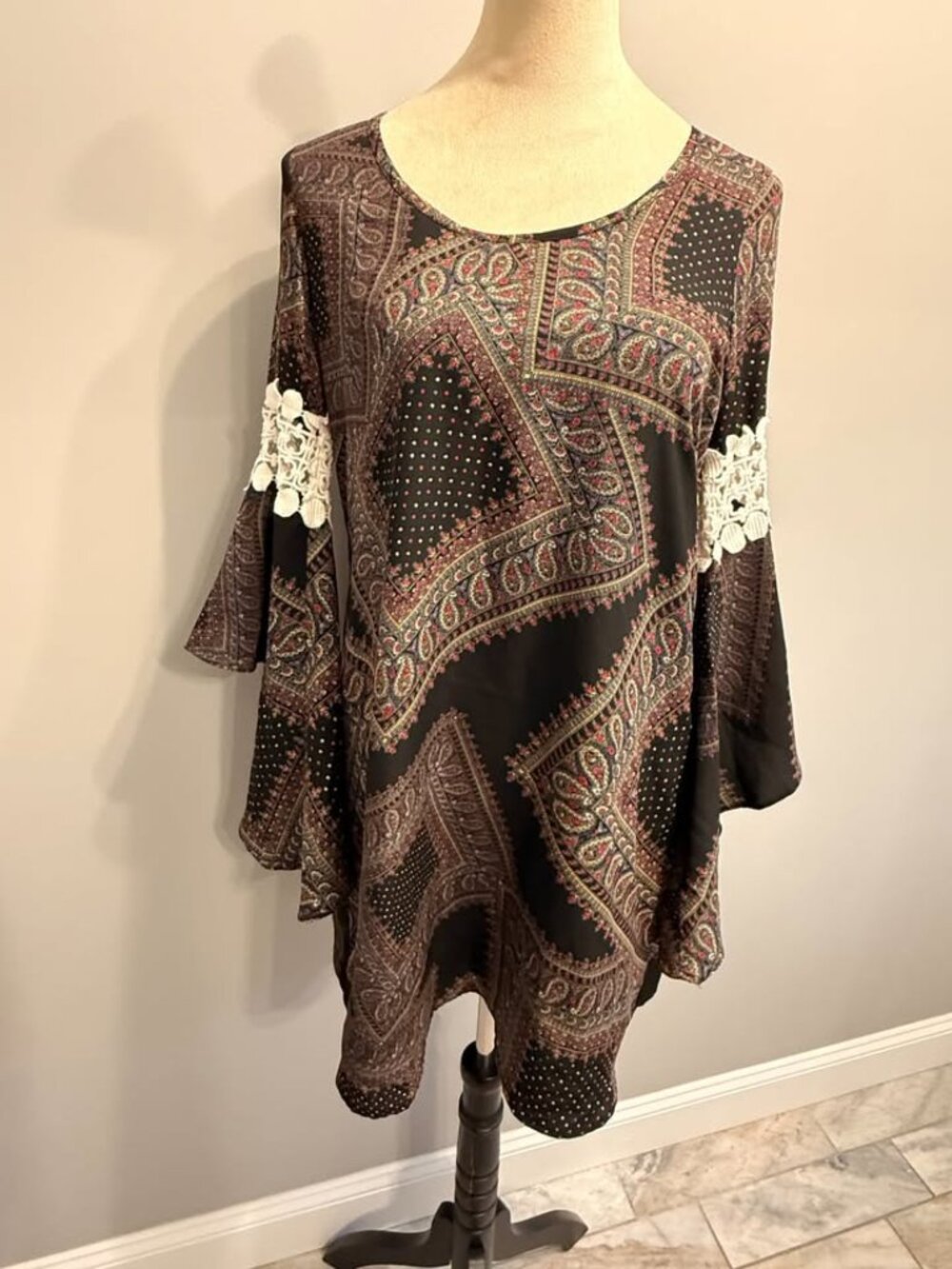 NEW Voom by Joy Han women's small Paisley Boutique dress MSRP $125.